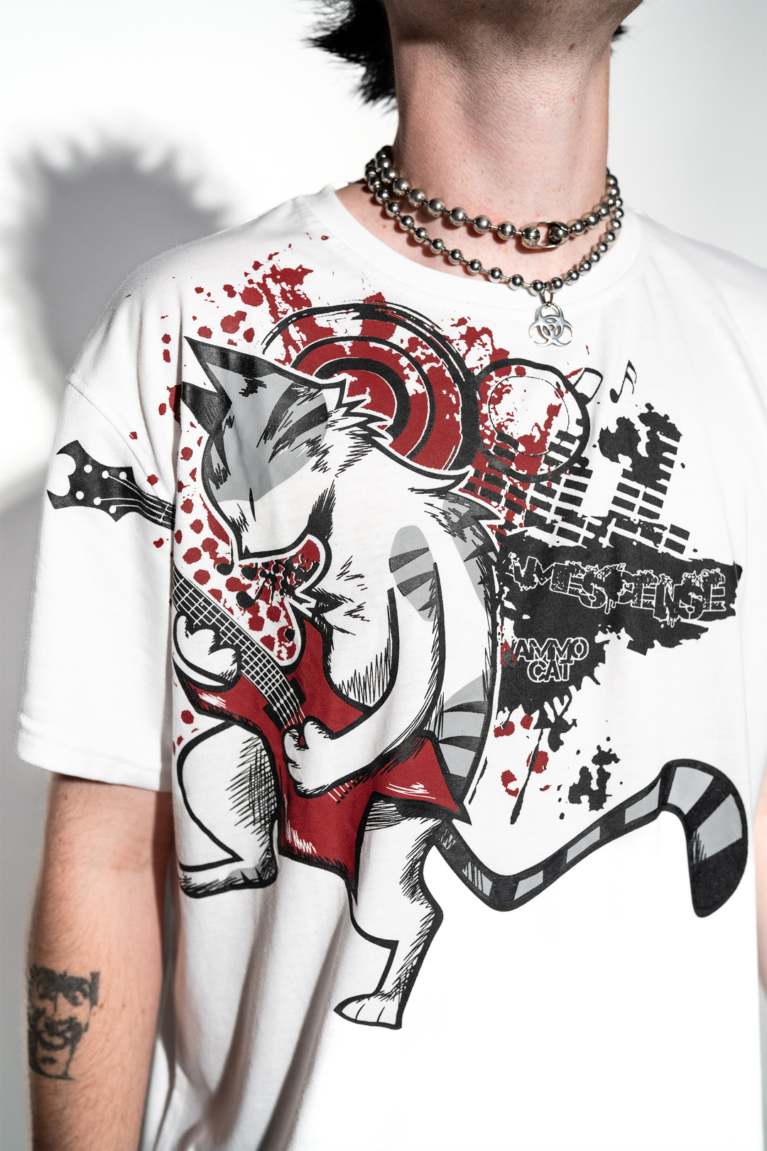 "AMMOCAT RIFF" TEE (WHITE)